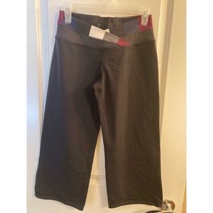 Lululemon Crop Pants with Coloured Band